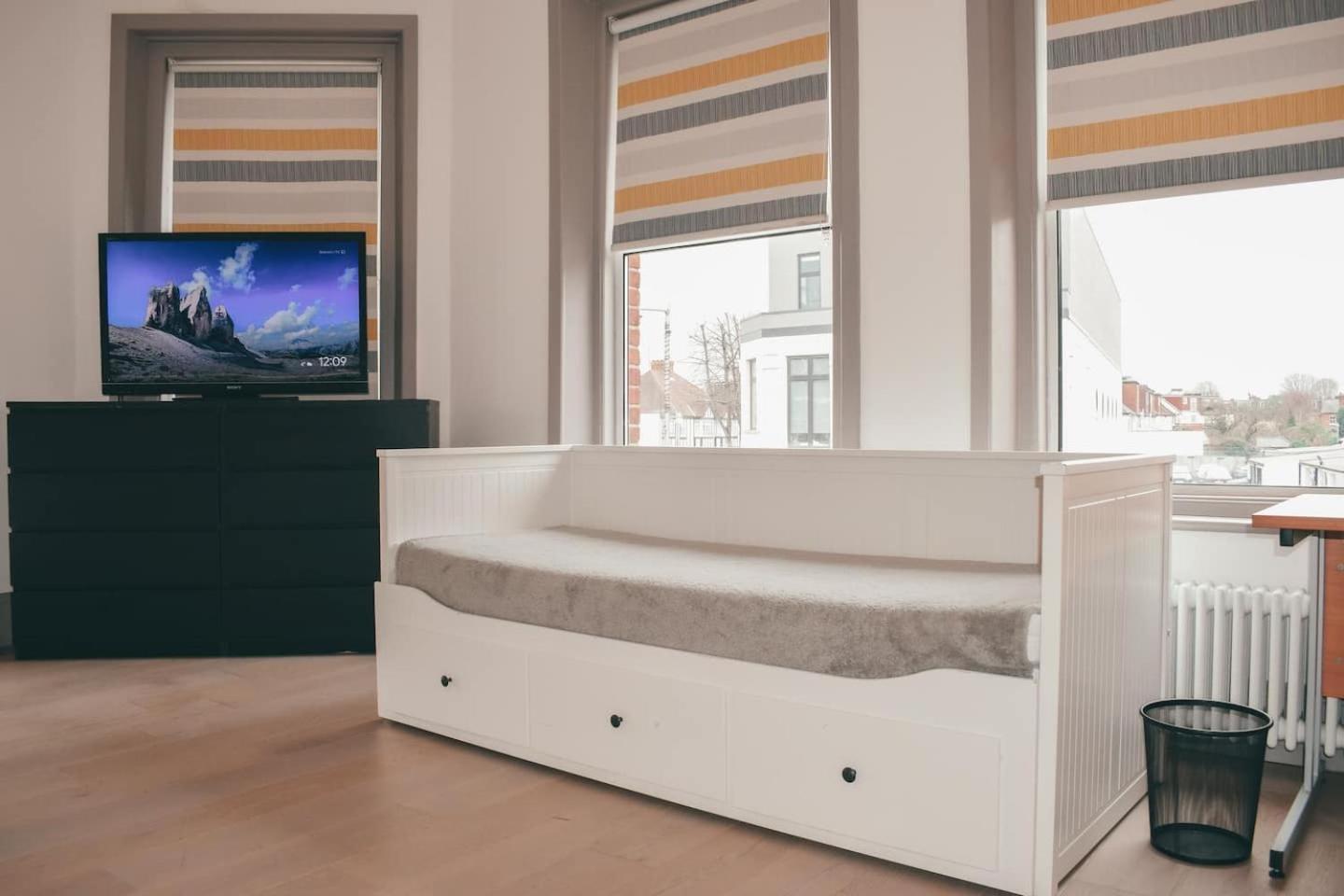The Twickenham Apartment Near Strawberry Hill Exteriör bild