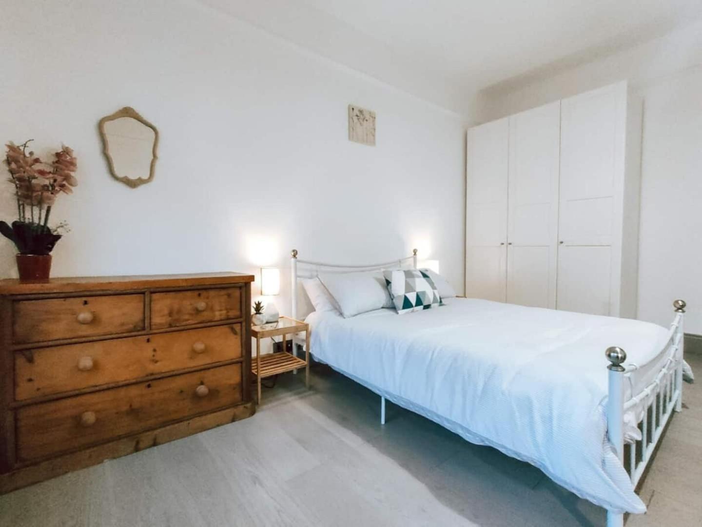 The Twickenham Apartment Near Strawberry Hill Exteriör bild